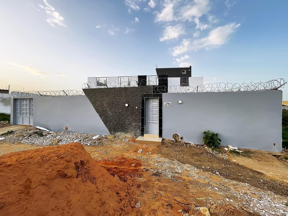 Villa Adja Nafy A Saly Gandigal Exterior photo